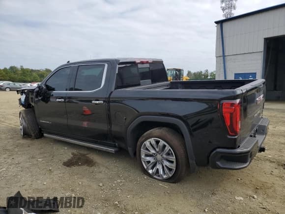 ✅ 2025 GMC Sierra 1500 Denali • VIN: 3GTUUGE86SG176157 • Lot: 82096925. Listed on Copart with 11,059 mi. Free auction sales archive from the USA and detailed vehicle history report at DreamBid. Image 2.