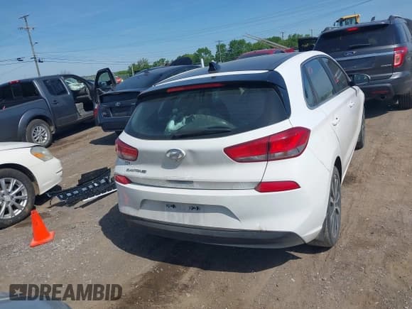 ✅ 2020 Hyundai Elantra • VIN: KMHH35LEXLU145974 • Лот: 39245180. Опубликован ранее на IAAI с пробегом 40 686 миль. Бесплатный доступ к архиву аукционных продаж из США и подробный отчёт об истории автомобиля на DreamBid. Изображение 17.