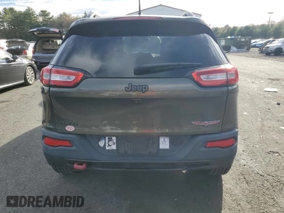 ✅ 2014 Jeep Cherokee Trailhawk • VIN: 1C4PJMBB1EW245847 • Lot: 93868235. Wystawiony na Copart z przebiegiem 223 294 mil. Bezpłatny archiwum sprzedaży aukcyjnych z USA i szczegółowy raport historii pojazdu na DreamBid. Zdjęcie 6.
