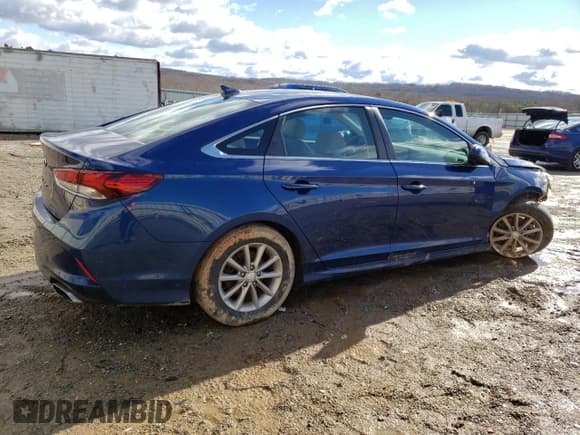 ✅ 2018 Hyundai Sonata SE • VIN: 5NPE24AF3JH691636 • Lot: 38169713. Listed on Copart with 44,988 mi. Free auction sales archive from the USA and detailed vehicle history report at DreamBid. Image 3.
