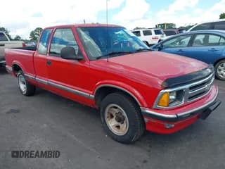 ✅ 1994 Chevrolet S-10 LS • VIN: 1GCCS19Z3R8162251 • Лот: 42530341. Опубликован ранее на IAAI с пробегом 340 149 миль. Бесплатный доступ к архиву аукционных продаж из США и подробный отчёт об истории автомобиля на DreamBid. Изображение 1.