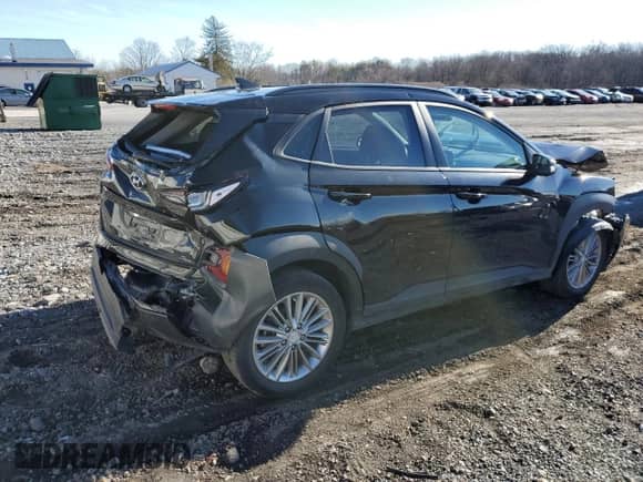 2020 Hyundai Kona SEL Plus z VIN KM8K6CAA3LU522145, wystawiony jako Copart lot #37301643 z przebiegiem 34 350 mil mil oraz . Historia ofert i sprzedaży dostępna na DreamBid. Obrazek 3.