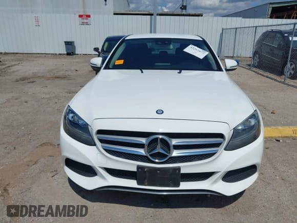 ✅ 2016 Mercedes-Benz C 300 • VIN: 55SWF4JBXGU118633 • Lot: 43262872. Listed on IAAI with 62,275 mi. Free auction sales archive from the USA and detailed vehicle history report at DreamBid. Image 12.