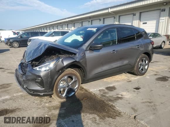 ✅ 2025 Ford Escape ST-Line • VIN: 1FMCU9MN5SUA56552 • Лот: 63552265. Опубликован ранее на Copart с пробегом 12 214 миль. Бесплатный доступ к архиву аукционных продаж из США и подробный отчёт об истории автомобиля на DreamBid. Изображение 1.