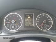 ✅ 2013 Volkswagen Tiguan SE • VIN: WVGBV7AX3DW535952 • Lot: 60476265. Listed on Copart with 126,204 mi. Free auction sales archive from the USA and detailed vehicle history report at DreamBid. Image 9.