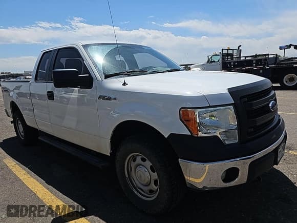 ✅ 2014 Ford F-150 XL • VIN: 1FTEX1EM9EKD70538 • Lot: 42427976. Listed on IAAI with 151,691 mi. Free auction sales archive from the USA and detailed vehicle history report at DreamBid. Image 1.