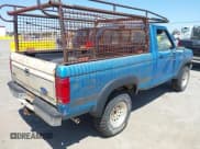 ✅ 1992 Ford Ranger • VIN: 1FTCR11T7NUB77338 • Lot: 42591565. Wystawiony na IAAI z przebiegiem 89 743 mil. Bezpłatny archiwum sprzedaży aukcyjnych z USA i szczegółowy raport historii pojazdu na DreamBid. Zdjęcie 4.