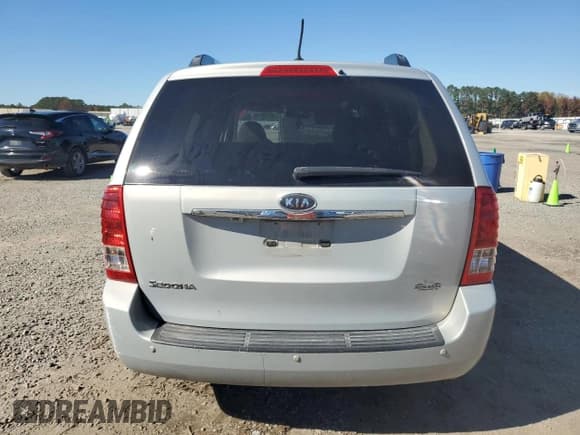 ✅ 2012 Kia Sedona LX • VIN: KNDMG4C70C6461942 • Лот: 91032375. Опубликован ранее на Copart с пробегом 195 917 миль. Бесплатный доступ к архиву аукционных продаж из США и подробный отчёт об истории автомобиля на DreamBid. Изображение 6.
