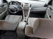 ✅ 2010 Hyundai Sonata GLS • VIN: 5NPET4AC0AH643790 • Лот: 83820244. Опубликован ранее на Copart с пробегом 183 355 миль. Бесплатный доступ к архиву аукционных продаж из США и подробный отчёт об истории автомобиля на DreamBid. Изображение 8.