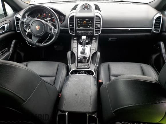 ✅ 2013 Porsche Cayenne • VIN: WP1AA2A24DLA01006 • Лот: 93152715. Опубликован ранее на Copart с пробегом 126 837 миль. Бесплатный доступ к архиву аукционных продаж из США и подробный отчёт об истории автомобиля на DreamBid. Изображение 8.