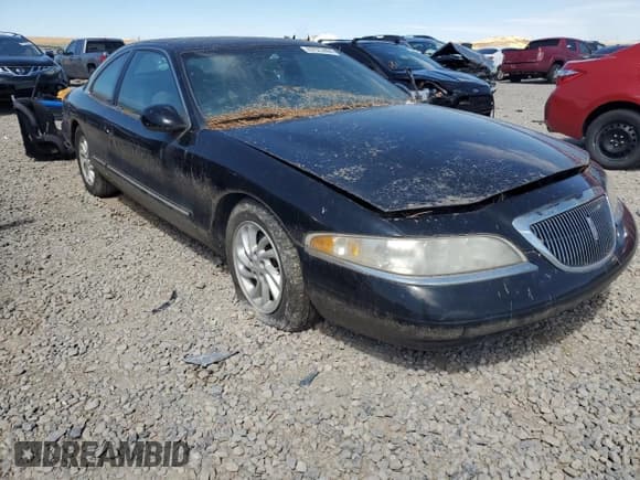 ✅ 1997 Lincoln Mark VIII • VIN: 1LNLM91V9VY726024 • Lot: 67572494. Listed on Copart with 107,338 mi. Free auction sales archive from the USA and detailed vehicle history report at DreamBid. Image 4.