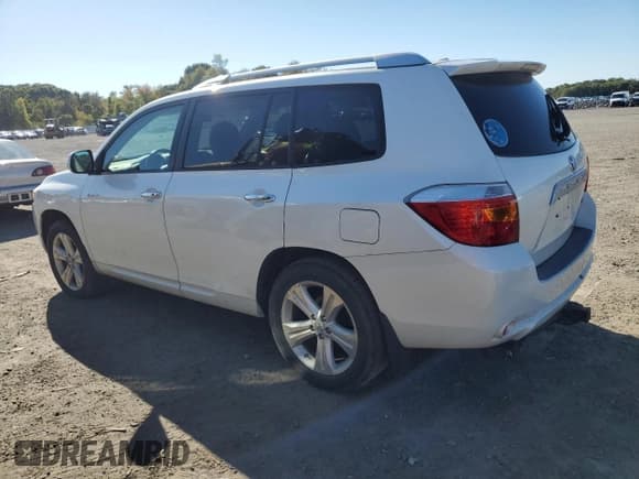 ✅ 2010 Toyota Highlander Limited • VIN: 5TDDK3EH3AS023928 • Lot: 85688415. Listed on Copart with 220,386 mi. Free auction sales archive from the USA and detailed vehicle history report at DreamBid. Image 2.