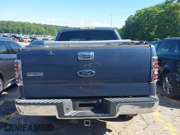 ✅ 2005 Ford F-150 XLT • VIN: 1FTRW12W35KE99045 • Lot: 42172942. Wystawiony na IAAI z przebiegiem 228 074 mil. Bezpłatny archiwum sprzedaży aukcyjnych z USA i szczegółowy raport historii pojazdu na DreamBid. Zdjęcie 16.