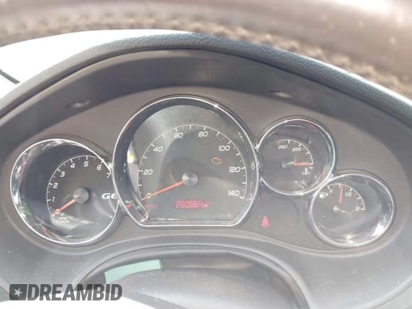 ✅ 2007 Pontiac G6 GT • VIN: 1G2ZH18N474256400 • Lot: 42601190. Wystawiony na IAAI z przebiegiem 200 664 mil. Bezpłatny archiwum sprzedaży aukcyjnych z USA i szczegółowy raport historii pojazdu na DreamBid. Zdjęcie 7.