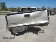 ✅ 2006 Chevrolet Silverado 1500 LT1 • VIN: 3GCEK14TX6G133878 • Лот: 74545384. Опубликован ранее на Copart с пробегом 148 482 миль. Бесплатный доступ к архиву аукционных продаж из США и подробный отчёт об истории автомобиля на DreamBid. Изображение 6.