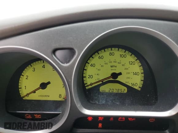 ✅ 2002 Lexus GS 300 • VIN: JT8BD69S820169821 • Лот: 80804215. Опубликован ранее на Copart с пробегом 207 852 миль. Бесплатный доступ к архиву аукционных продаж из США и подробный отчёт об истории автомобиля на DreamBid. Изображение 9.