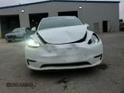 ✅ 2023 Tesla Model Y Long Range • VIN: 7SAYGDEE5PF624188 • Lot: 87409915. Wystawiony na Copart z przebiegiem 61 247 mil. Bezpłatny archiwum sprzedaży aukcyjnych z USA i szczegółowy raport historii pojazdu na DreamBid. Zdjęcie 15.