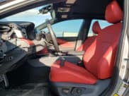 ✅ 2025 Toyota Camry LE • VIN: 4T1DAACK0SU591276 • Лот: 87311615. Опубликован ранее на Copart с пробегом 12 332 миль. Бесплатный доступ к архиву аукционных продаж из США и подробный отчёт об истории автомобиля на DreamBid. Изображение 7.