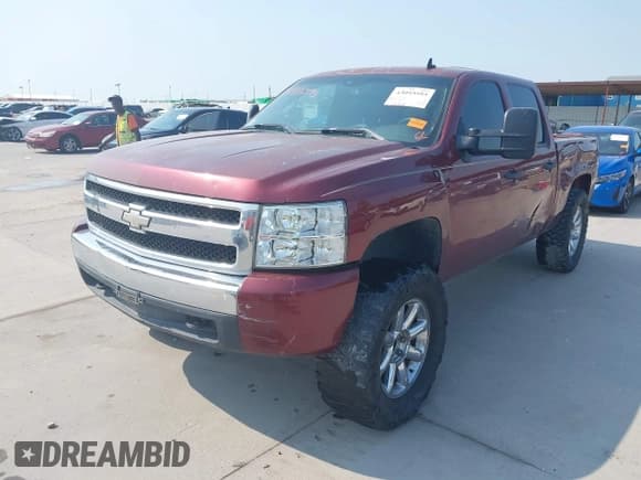 ✅ 2008 Chevrolet Silverado 1500 1LT • VIN: 3GCEC13J78G116326 • Лот: 43093593. Опубликован ранее на IAAI с пробегом 266 485 миль. Бесплатный доступ к архиву аукционных продаж из США и подробный отчёт об истории автомобиля на DreamBid. Изображение 2.