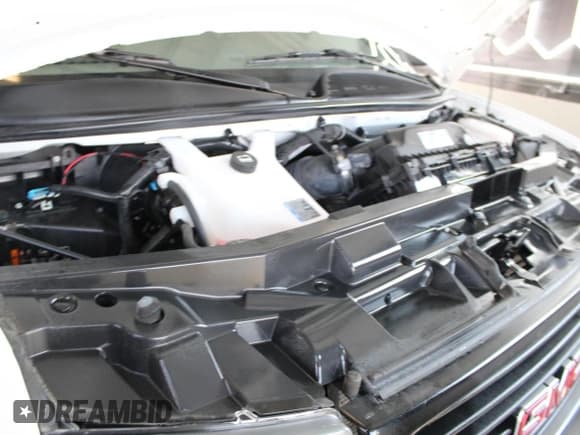 ✅ 2023 GMC Savana Cargo • VIN: 1GTW7AFP5P1188115 • Лот: 71754575. Опубликован ранее на Copart с пробегом 50 040 миль. Бесплатный доступ к архиву аукционных продаж из США и подробный отчёт об истории автомобиля на DreamBid. Изображение 7.