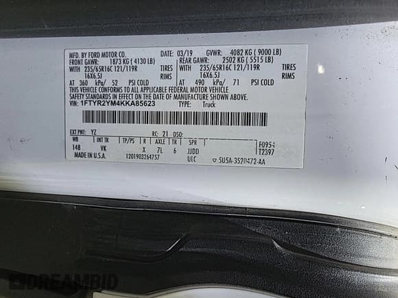 ✅ 2019 Ford Transit Cargo • VIN: 1FTYR2YM4KKA85623 • Lot: 43943597. Wystawiony na IAAI z przebiegiem 97 589 mil. Bezpłatny archiwum sprzedaży aukcyjnych z USA i szczegółowy raport historii pojazdu na DreamBid. Zdjęcie 26.