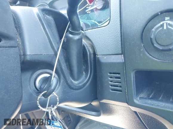 ✅ 2014 Ford F-150 XL • VIN: 1FTMF1EM0EKF16761 • Lot: 42205285. Listed on IAAI with 72,677 mi. Free auction sales archive from the USA and detailed vehicle history report at DreamBid. Image 11.