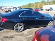 ✅ 2017 Mercedes-Benz E 300 Luxury • VIN: WDDZF4KB2HA054245 • Lot: 43451690. Wystawiony na IAAI z przebiegiem 130 854 mil. Bezpłatny archiwum sprzedaży aukcyjnych z USA i szczegółowy raport historii pojazdu na DreamBid. Zdjęcie 13.