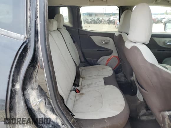 ✅ 2015 Jeep Renegade Latitude • VIN: ZACCJABT3FPB25035 • Lot: 81846115. Listed on Copart with 152,434 mi. Free auction sales archive from the USA and detailed vehicle history report at DreamBid. Image 11.