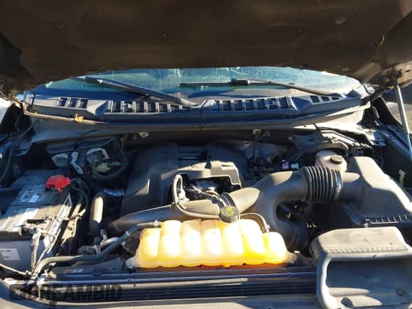 ✅ 2018 Ford F-150 XL • VIN: 1FTEW1EP4JFA59230 • Lot: 43697027. Listed on IAAI with 117,967 mi. Free auction sales archive from the USA and detailed vehicle history report at DreamBid. Image 10.