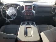 ✅ 2021 GMC Sierra 1500 SLE • VIN: 1GTV9BED5MZ315834 • Лот: 83440844. Опубликован ранее на Copart с пробегом 64 364 миль. Бесплатный доступ к архиву аукционных продаж из США и подробный отчёт об истории автомобиля на DreamBid. Изображение 8.