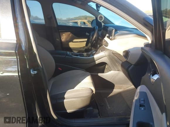 ✅ 2023 Hyundai Santa Fe SE • VIN: 5NMS14AJ4PH552583 • Lot: 43467765. Listed on IAAI with 87,951 mi. Free auction sales archive from the USA and detailed vehicle history report at DreamBid. Image 5.