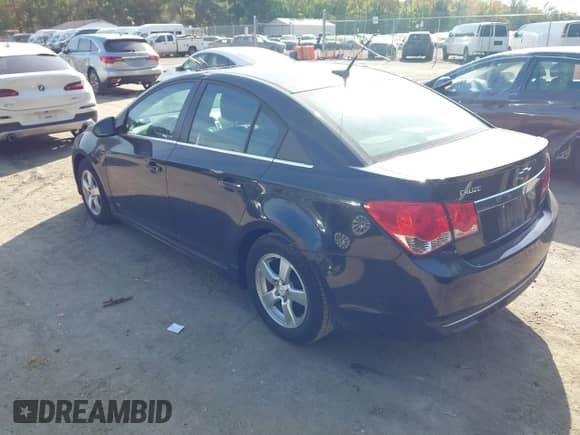 ✅ 2013 Chevrolet Cruze 1LT • VIN: 1G1PC5SB1D7136127 • Lot: 43345973. Wystawiony na IAAI z przebiegiem 83 312 mil mil. Skorzystaj z bezpłatnego archiwum sprzedaży aukcyjnych z USA i zobacz szczegółowy raport historii pojazdu na DreamBid. Zdjęcie 3.