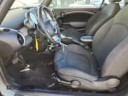 ✅ 2009 MINI Convertible • VIN: WMWMR33589TU96755 • Lot: 91290815. Wystawiony na Copart z przebiegiem 53 546 mil. Bezpłatny archiwum sprzedaży aukcyjnych z USA i szczegółowy raport historii pojazdu na DreamBid. Zdjęcie 7.