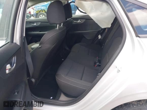 ✅ 2021 Kia Forte LXS • VIN: 3KPF24AD4ME302515 • Лот: 42204617. Опубликован ранее на IAAI с пробегом 33 354 миль. Бесплатный доступ к архиву аукционных продаж из США и подробный отчёт об истории автомобиля на DreamBid. Изображение 8.