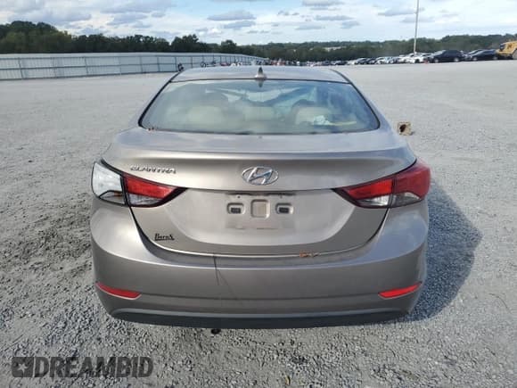 ✅ 2015 Hyundai Elantra SE • VIN: 5NPDH4AE9FH622068 • Lot: 82255405. Listed on Copart with Not provided. Free auction sales archive from the USA and detailed vehicle history report at DreamBid. Image 6.