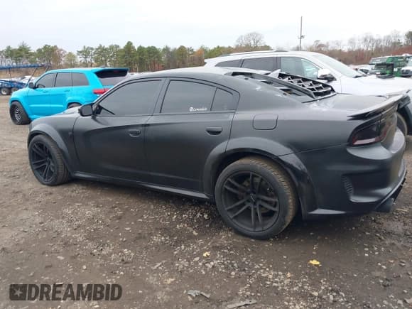 ✅ 2016 Dodge Charger Police • VIN: 2C3CDXKT2GH260122 • Lot: 43666270. Wystawiony na IAAI z przebiegiem 121 829 mil. Bezpłatny archiwum sprzedaży aukcyjnych z USA i szczegółowy raport historii pojazdu na DreamBid. Zdjęcie 14.