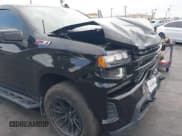 ✅ 2021 Chevrolet Silverado 1500 RST • VIN: 1GCUYEET8MZ311526 • Lot: 42367715. Wystawiony na IAAI z przebiegiem 65 638 mil. Bezpłatny archiwum sprzedaży aukcyjnych z USA i szczegółowy raport historii pojazdu na DreamBid. Zdjęcie 18.