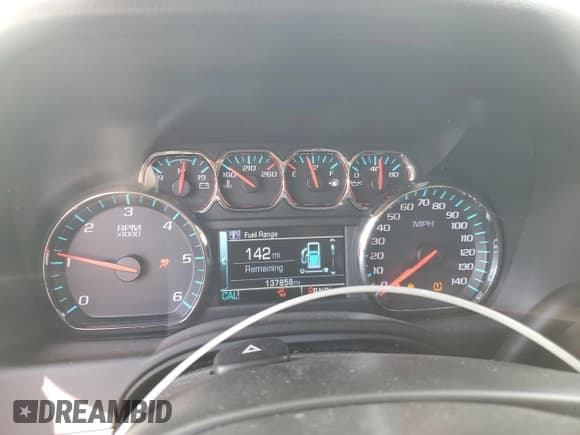 ✅ 2019 Chevrolet Tahoe LT • VIN: 1GNSKBKC7KR273187 • Lot: 70491665. Wystawiony na Copart z przebiegiem 137 858 mil. Bezpłatny archiwum sprzedaży aukcyjnych z USA i szczegółowy raport historii pojazdu na DreamBid. Zdjęcie 9.