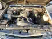 1993 Chevrolet Silverado 1500 z VIN 2GCEK19K4P1238832, wystawiony jako Copart lot #91295635 z przebiegiem 221 488 mil mil oraz Czysty tytuł • Clean title. Historia ofert i sprzedaży dostępna na DreamBid. Obrazek 11.