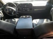 ✅ 2007 Chevrolet Silverado 2500HD LTZ • VIN: 1GCHK23647F561463 • Лот: 55760955. Опубликован ранее на Copart с пробегом 169 956 миль. Бесплатный доступ к архиву аукционных продаж из США и подробный отчёт об истории автомобиля на DreamBid. Изображение 8.