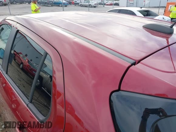 ✅ 2021 Chevrolet Trax LS • VIN: KL7CJNSB4MB352494 • Lot: 42561780. Listed on IAAI with 39,442 mi. Free auction sales archive from the USA and detailed vehicle history report at DreamBid. Image 19.