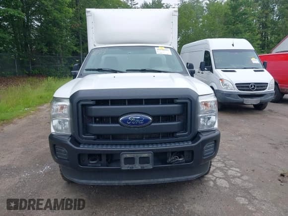 ✅ 2016 Ford F-250 XL • VIN: 1FDBF2B60GED17578 • Lot: 42436937. Listed on IAAI with 404,746 mi. Free auction sales archive from the USA and detailed vehicle history report at DreamBid. Image 12.