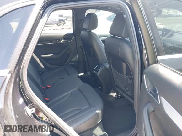 ✅ 2016 Audi Q3 Prestige • VIN: WA1GFCFS5GR020509 • Lot: 42150001. Listed on IAAI with 57,998 mi. Free auction sales archive from the USA and detailed vehicle history report at DreamBid. Image 8.