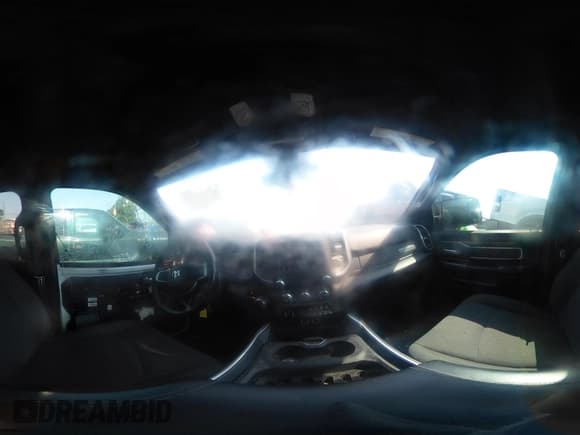 ✅ 2019 Ram 2500 Big Horn • VIN: 3C6UR5JJ1KG539082 • Лот: 42382211. Опубликован ранее на IAAI с пробегом 124 918 миль. Бесплатный доступ к архиву аукционных продаж из США и подробный отчёт об истории автомобиля на DreamBid. Изображение 19.