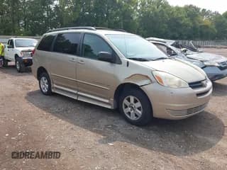 ✅ 2005 Toyota Sienna CE • VIN: 5TDZA23CX5S242384 • Lot: 43123218. Listed on IAAI with 148,037 mi. Free auction sales archive from the USA and detailed vehicle history report at DreamBid. Image 1.