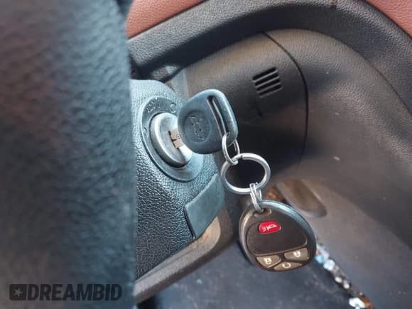 ✅ 2016 Chevrolet Traverse LT • VIN: 1GNKVGKD6GJ245738 • Lot: 43466703. Wystawiony na IAAI z przebiegiem 111 617 mil. Bezpłatny archiwum sprzedaży aukcyjnych z USA i szczegółowy raport historii pojazdu na DreamBid. Zdjęcie 11.