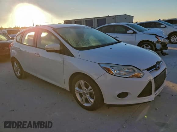 ✅ 2013 Ford Focus SE • VIN: 1FADP3K29DL104753 • Lot: 94270925. Wystawiony na Copart z przebiegiem 165 719 mil. Bezpłatny archiwum sprzedaży aukcyjnych z USA i szczegółowy raport historii pojazdu na DreamBid. Zdjęcie 4.