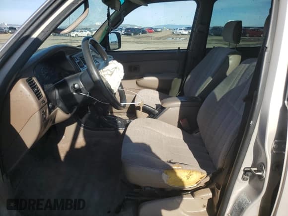 ✅ 1998 Toyota 4Runner • VIN: JT3HM84R3W0030587 • Лот: 87274684. Опубликован ранее на Copart с пробегом 198 894 миль. Бесплатный доступ к архиву аукционных продаж из США и подробный отчёт об истории автомобиля на DreamBid. Изображение 7.