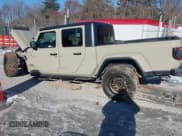 ✅ 2020 Jeep Gladiator Overland • VIN: 1C6HJTFG4LL169647 • Lot: 41339933. Listed on IAAI with 85,246 mi. Free auction sales archive from the USA and detailed vehicle history report at DreamBid. Image 14.