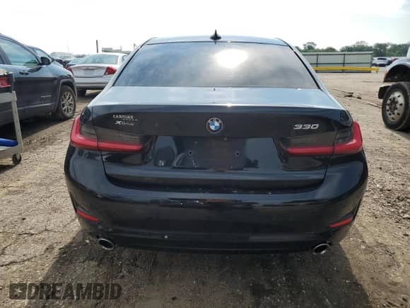 2020 BMW 3 Series 330i xDrive z VIN 3MW5R7J00L8B27616, wystawiony jako Copart lot #59763975 z przebiegiem Nie podano mil oraz Szkoda całkowita • Salvage title. Historia ofert i sprzedaży dostępna na DreamBid. Obrazek 6.